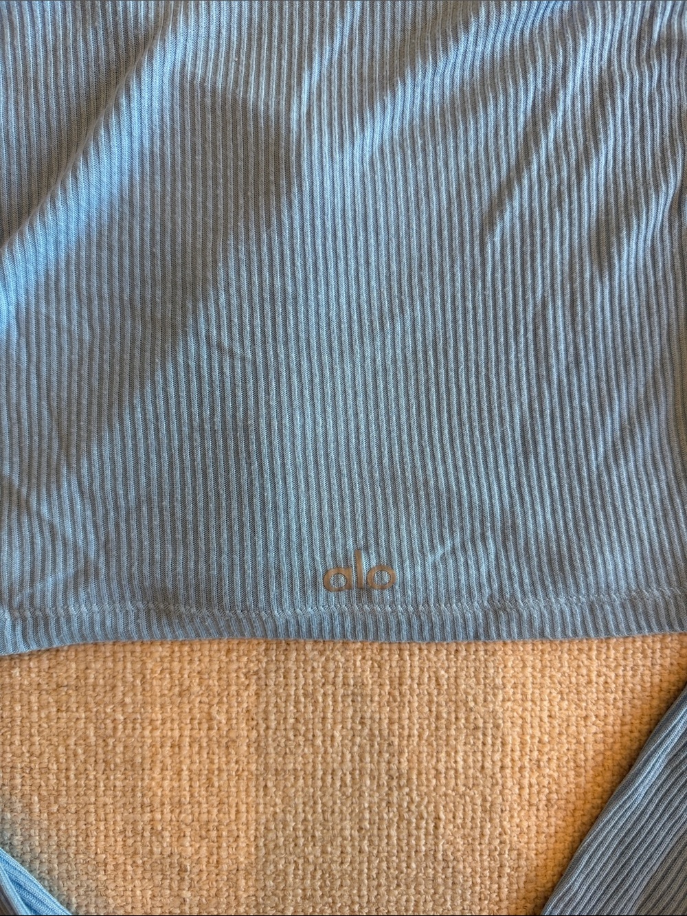 ALO Ribbed V-Neck Button Front Crop Top - Blue - Picture 3 of 3